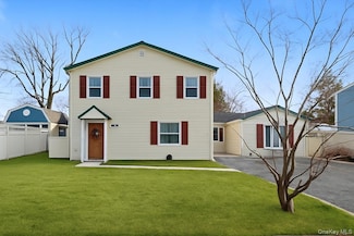 2114 Prospect Ave, East Meadow, NY 11554