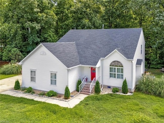 1536 Olde Mill Creek Dr, Suffolk, VA 23434