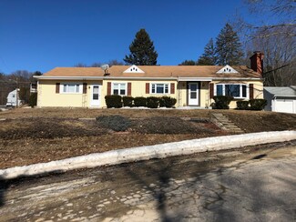 2 Bolduc St, Lewiston, ME 04240