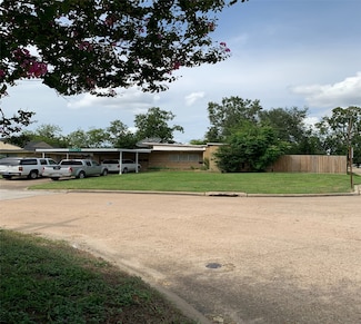 7402 Dearborn St, Houston, TX 77055