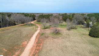00 Metric Rd, Laurens, SC 29360