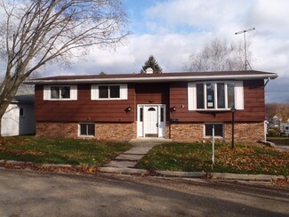 912 3rd St, New Glarus, WI 53574