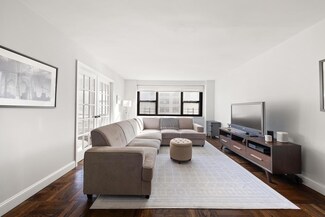 233 E 69th St Unit 9J, New York, NY 10021