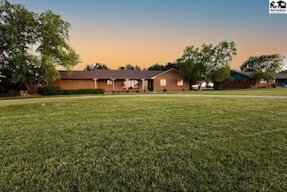 1239 Moccasin Rd, McPherson, KS 67460