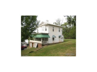 113 School Dr, Pennsboro, WV 26415