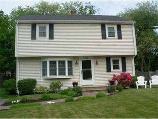 114 Arnold Rd, Marshfield, MA 02050