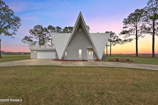 1039 S Parks Dr, Saint Martinville, LA 70582