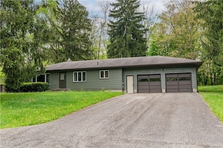 3270 Carper Ave, Akron, OH 44312