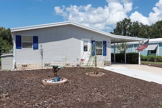 550 Saint Johns Rd, Tavares, FL 32778