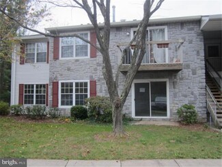 41 Barberry Ct, Lawrence Township, NJ 08648