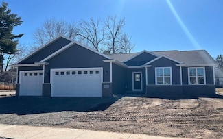 1490 Birch Hill Ln, Shawano, WI 54166