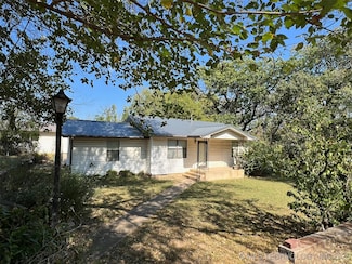 921 E Broadway St, Drumright, OK 74030
