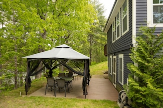 346 River Rd, New Portland, ME 04961