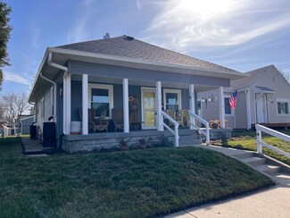 87 S 8th Ave, Beech Grove, IN 46107
