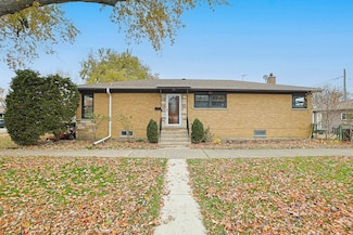 7501 E Prairie Rd, Skokie, IL 60076