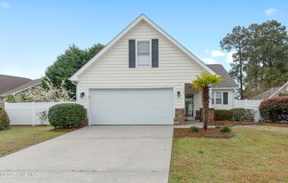 5025 Glen Cove Dr, Southport, NC 28461