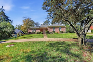 128 Blush Hill Dr, Conroe, TX 77304