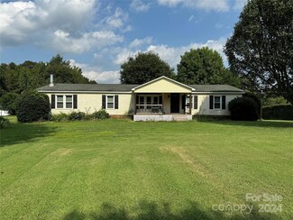 3864 Lee Moore Rd, Maiden, NC 28650