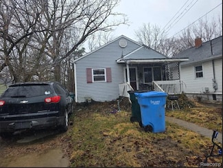 1633 Illinois Ave, Lansing, MI 48906