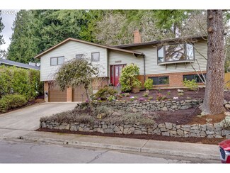10935 SW Pathfinder Way, Portland, OR 97223