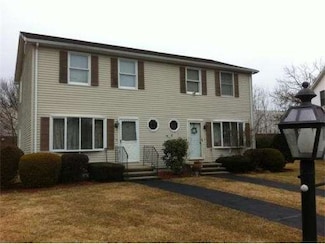 29 Northwoods Cir, Woburn, MA 01801