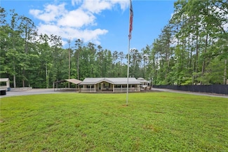 679 Suttles Rd, Martin, GA 30557