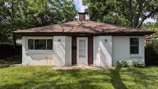 717 Royce Ave, Kalamazoo, MI 49001