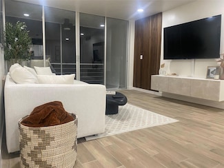 9471 Evergreen Place Unit 301, Davie, FL 33324