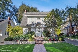 110 N Adams St, Hinsdale, IL 60521