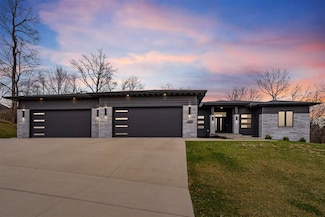 1509 Aspen Cir SE, Cedar Rapids, IA 52403