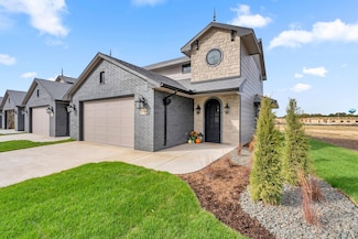 2142 N Beaumont St, Wichita, KS 67208