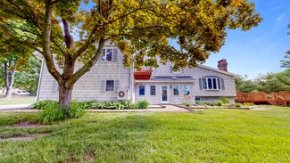 33 Pond Rd, Lewiston, ME 04240