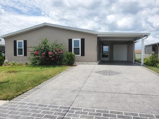 37527 Gill Ave, Zephyrhills, FL 33541