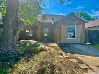 4130 Hunters Sun Dr, San Antonio, TX 78244