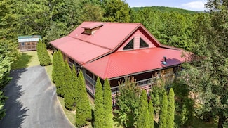 271 Postelle Rd, Copperhill, TN 37317