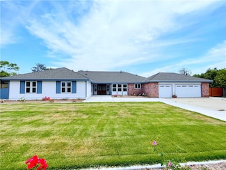 3518 N Mills Ave, Claremont, CA 91711