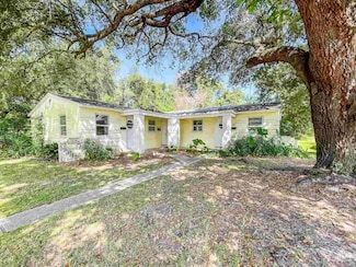 8 Rowland Ct, Pensacola, FL 32507