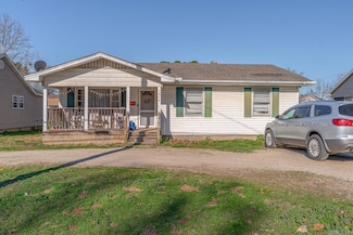 1914 Reynolds Rd, Paragould, AR 72450