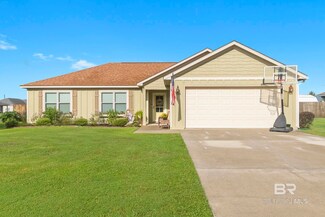 203 Lakefront Cir, Summerdale, AL 36580