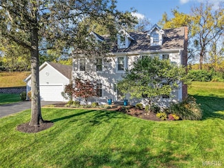 1505 Timberbluff Ct, Chesterfield, MO 63017