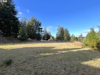 2261 Timberline Dr Unit 23, Coos Bay, OR 97420