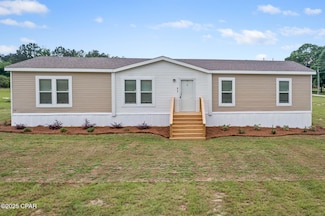 819 Tri County Rd, Graceville, FL 32440