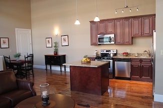 413 Central Ave Unit 3-013, Pawtucket, RI 02861