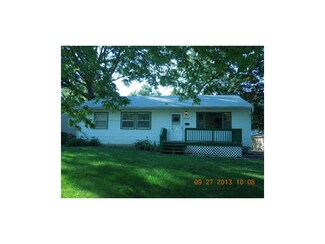 3605 NE 54th St, Kansas City, MO 64119