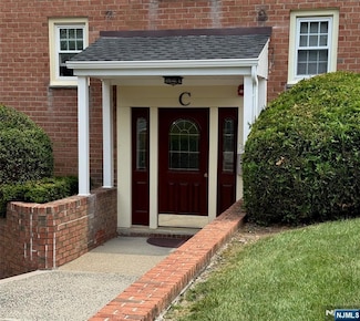 605 Grove St Unit C-5, Clifton, NJ 07013
