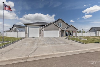 3142 Nuno Dr, Fruitland, ID 83619