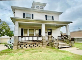 320 W Walnut St, Nevada, MO 64772