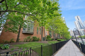 456 E North Water St Unit H, Chicago, IL 60611