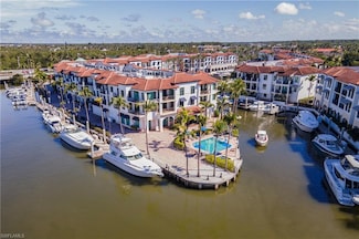 1490 5th Ave S Unit 1-212, Naples, FL 34102