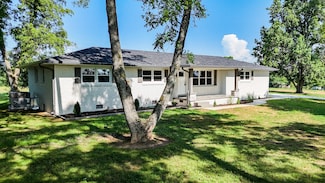 422 Bethlehem Church Rd, Shelbyville, TN 37160